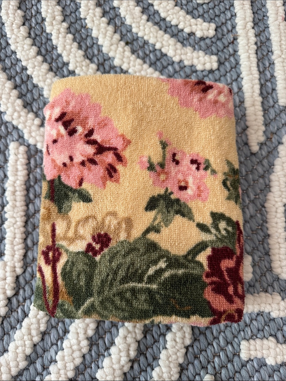 Vintage Ralph Lauren Floral Hand Towel Cottagecore Pink dahlia Garden Textile